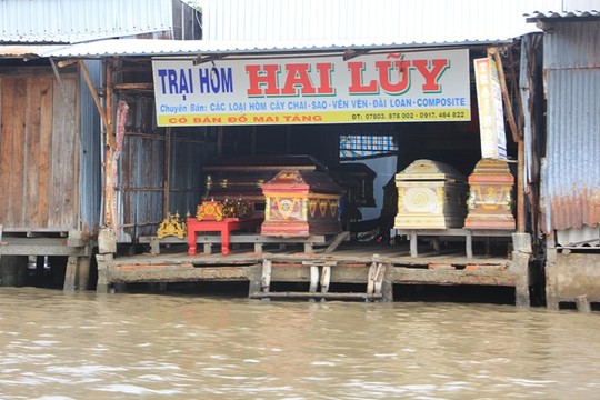 Cà[-]Mau:[-]Độc[-]đáo[-]cảnh[-]lấy[-]sông[-]làm[-]mặt[-]tiền[-]nhà